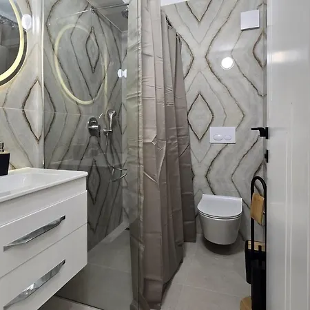 Апартаменты El-xho 2 *