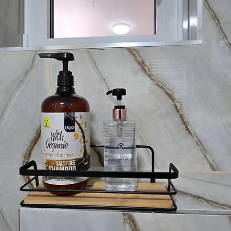 El-xho 2 * تيرانا