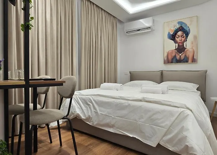 El-xho 2 * ティラナ